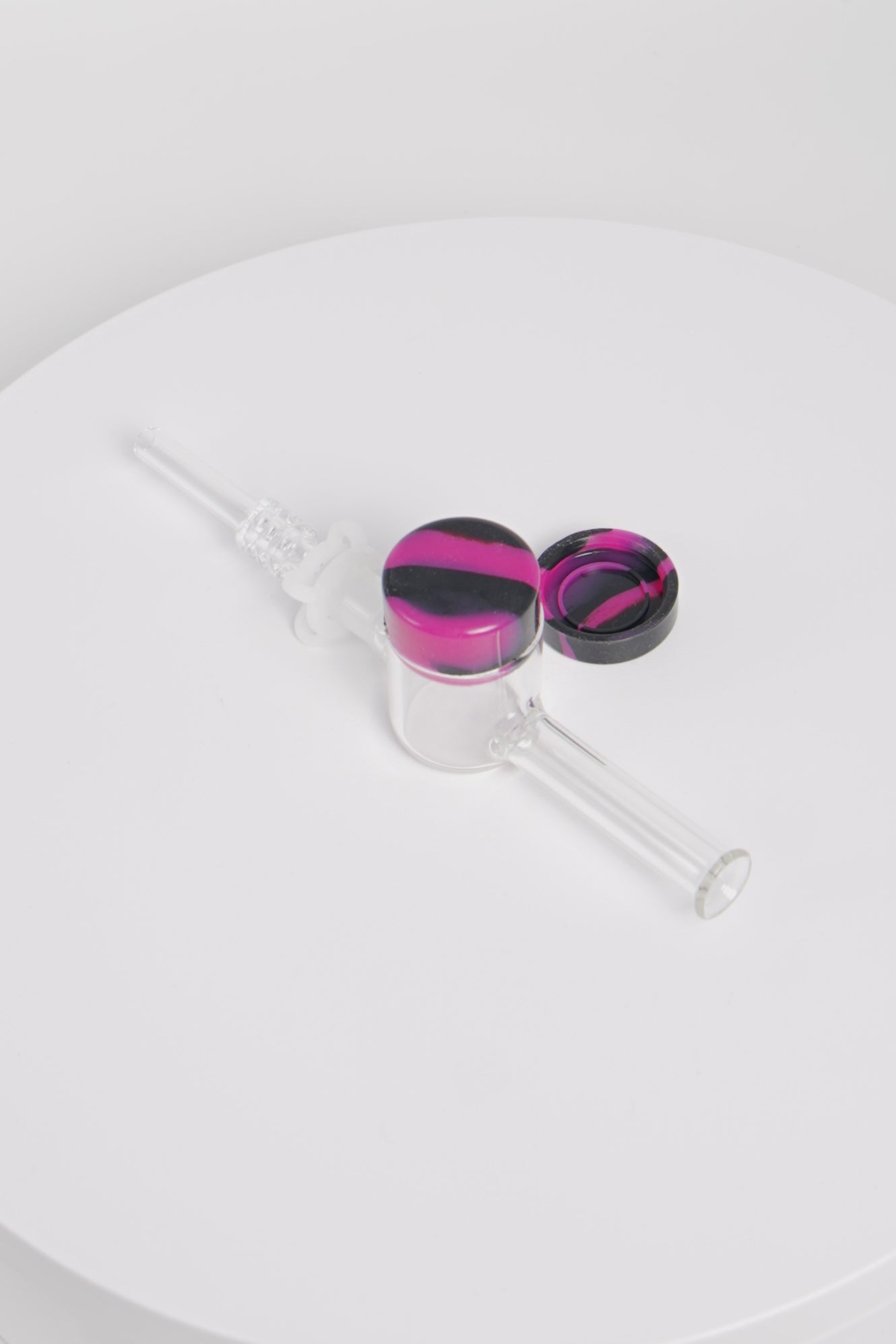 Glass Nectar Collector w/ Assorted Resin Puck | 7 Inch | 5 Pack